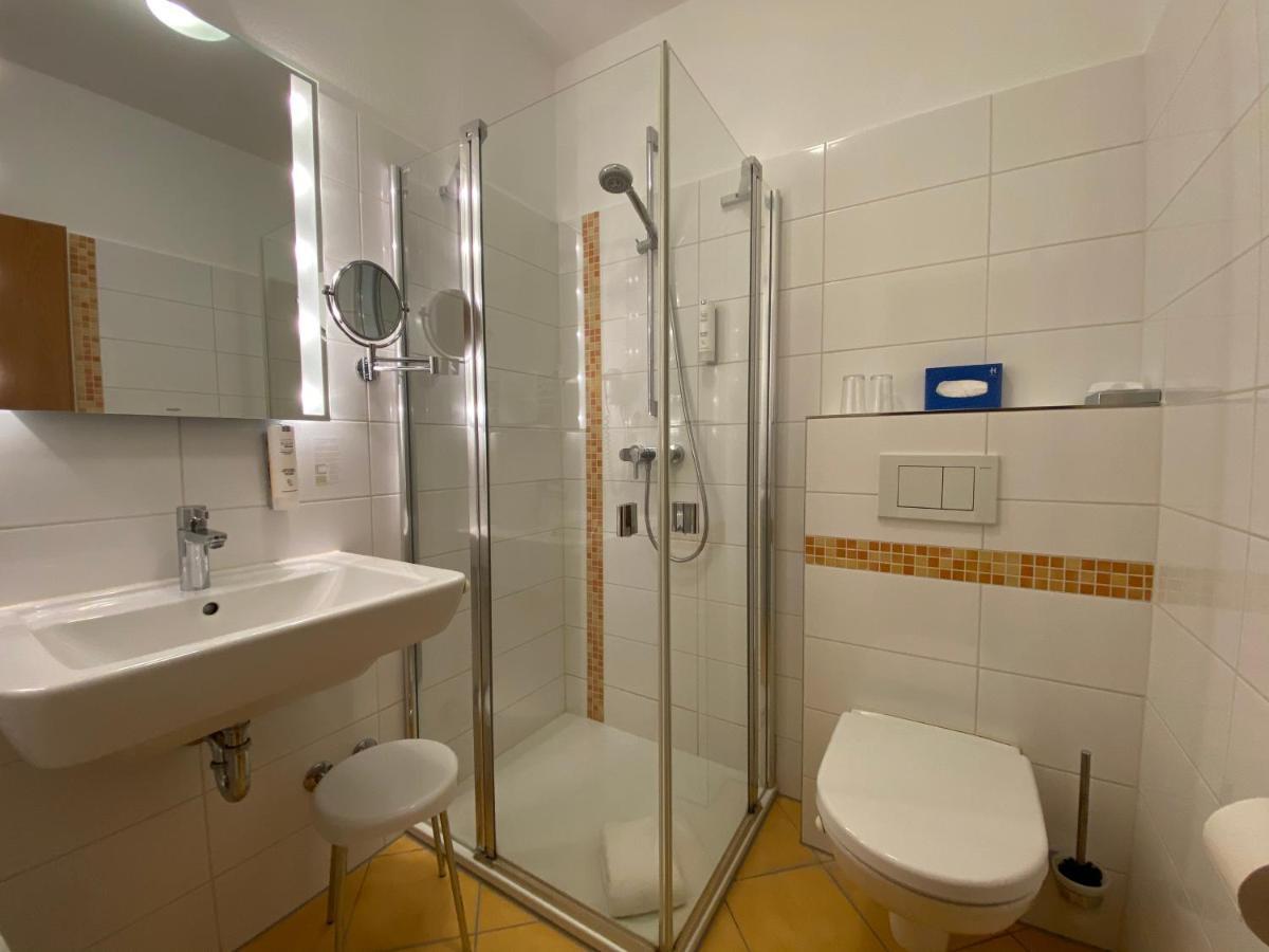 Hafen Hotel Schuetzenhof 伯格奥夫费马恩 外观 照片